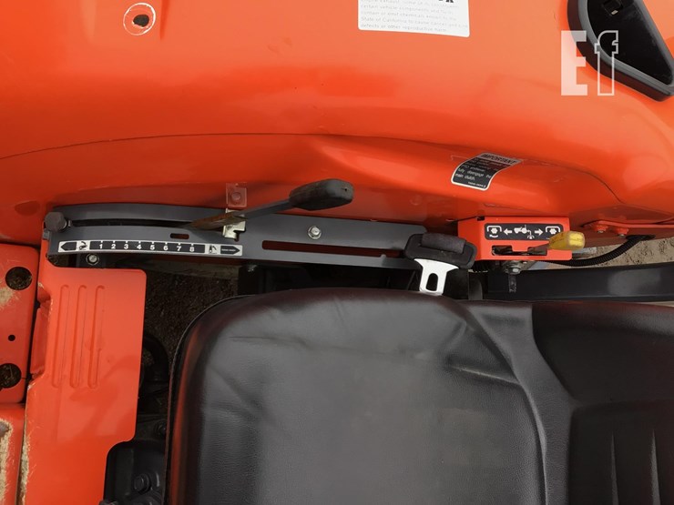 2020-kubota-l2501-image-17