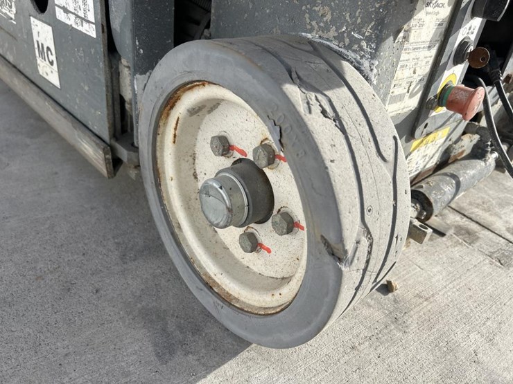 2016-skyjack-sjiii3219-image-12