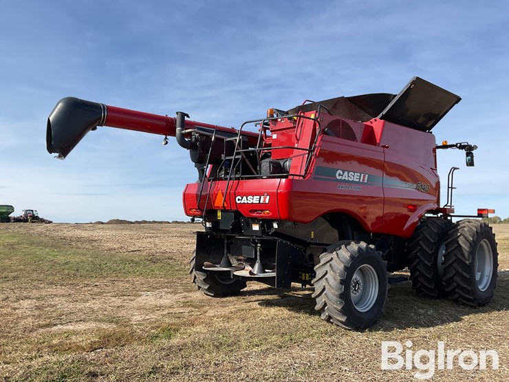 2014-case-ih-6140-image-5