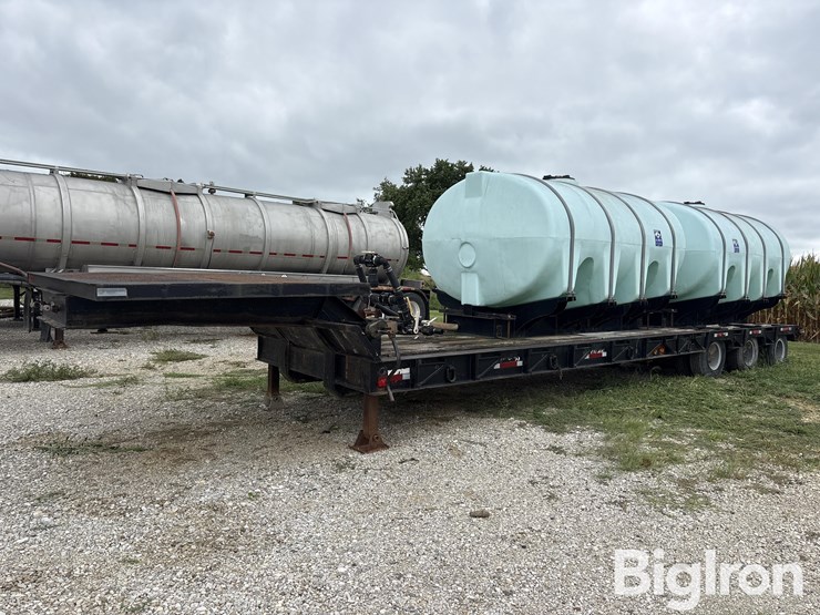 1974-nelson-ta40f-tri/a-drop-deck-sprayer-tender-trailer-image-1