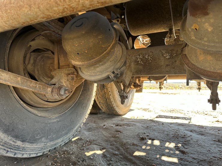 1986-fruehauf-tanker-image-16