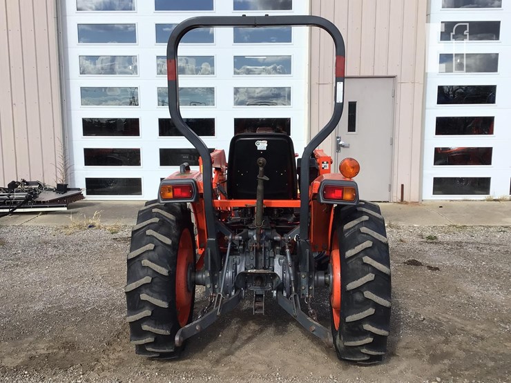 2004-kubota-l3400-image-7