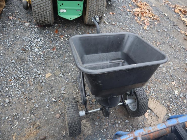 john-deere-520-image-5