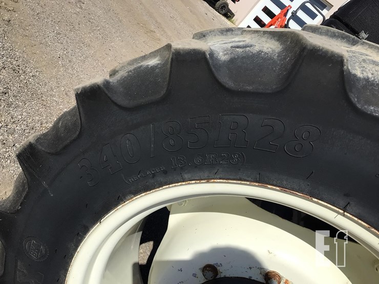 1998-new-holland-ts100-image-22