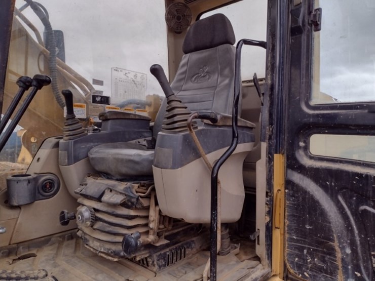 caterpillar-315cl-image-13