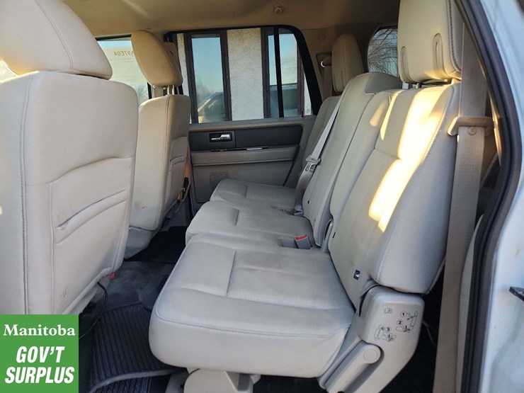 2014-ford-expedition-image-13