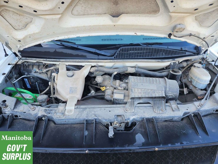 2012-chevrolet-express-2500-image-19