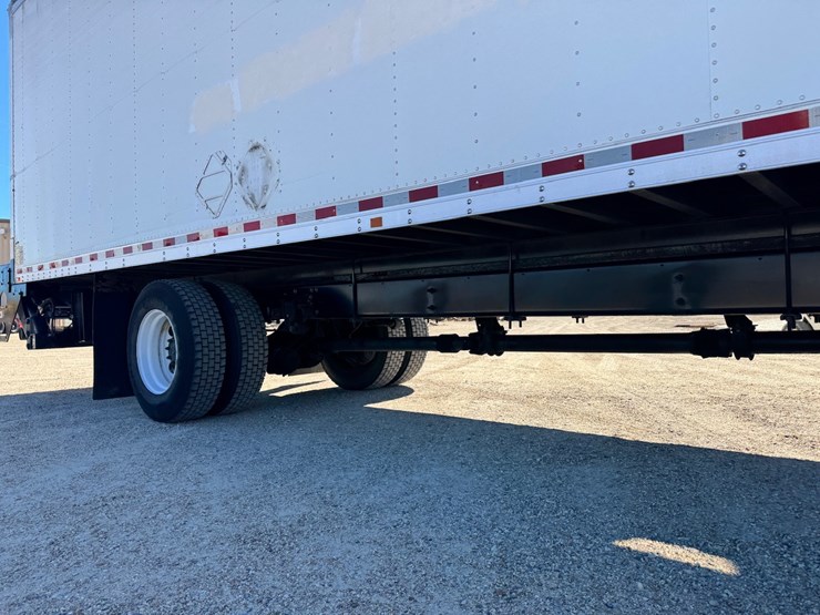 #265-•-2016-hino-338v-van-body-truck-image-26