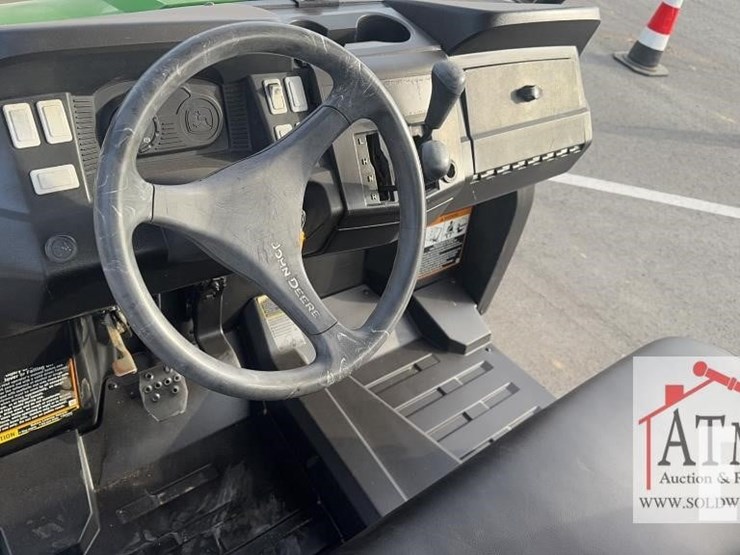 john-deere-gator-xuv-550-s4-image-12