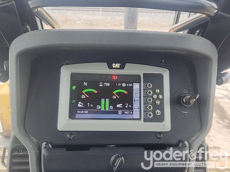 2019-caterpillar-d6k2-lgp-image-22