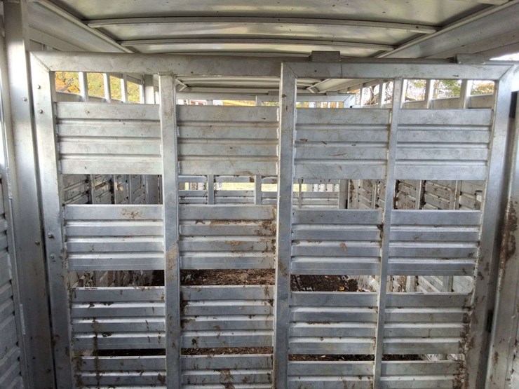 2003-featherlite-aluminum-livestock-trailer,-24ft,-7ft-wide,-2-cut-gates,-gooseneck,-aluminum-floor,-14,000lb,-vin--4fg-l0242-74g066144-image-11