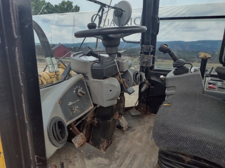 caterpillar-924g-image-13