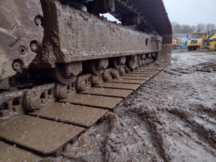 deere-200-lc-image-25