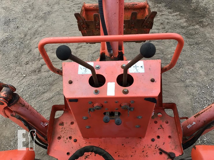 2008-kubota-b21-image-22