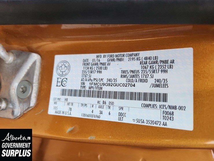 2016-ford-escape-se-image-7