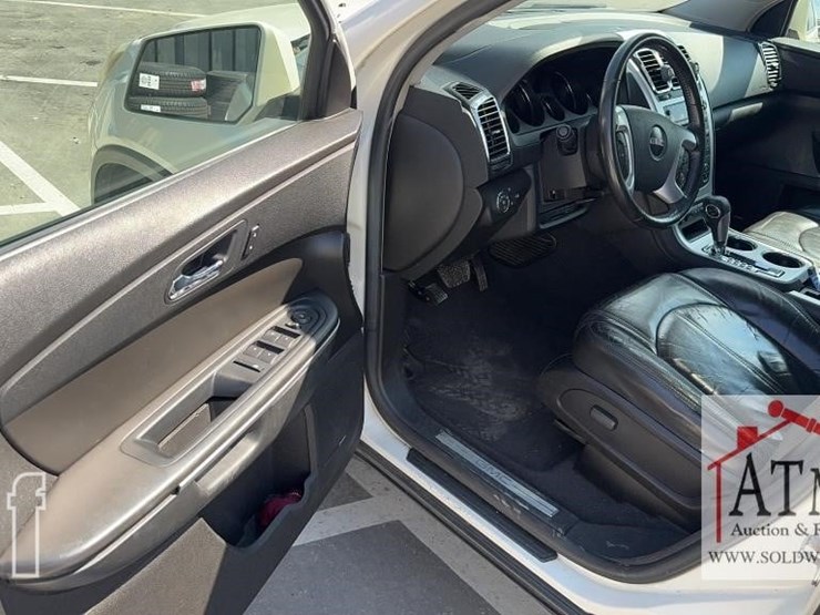 2008-gmc-acadia-slt-image-12