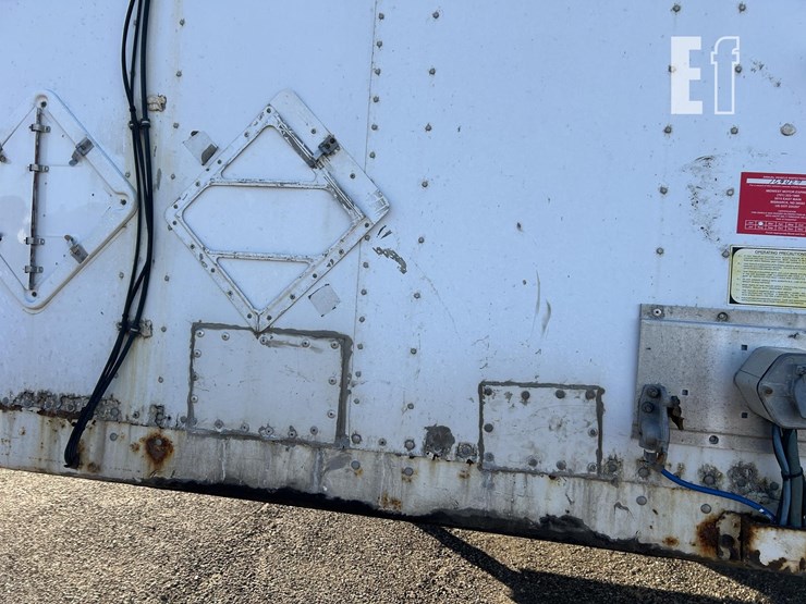 2008-strick-40-ft-image-21