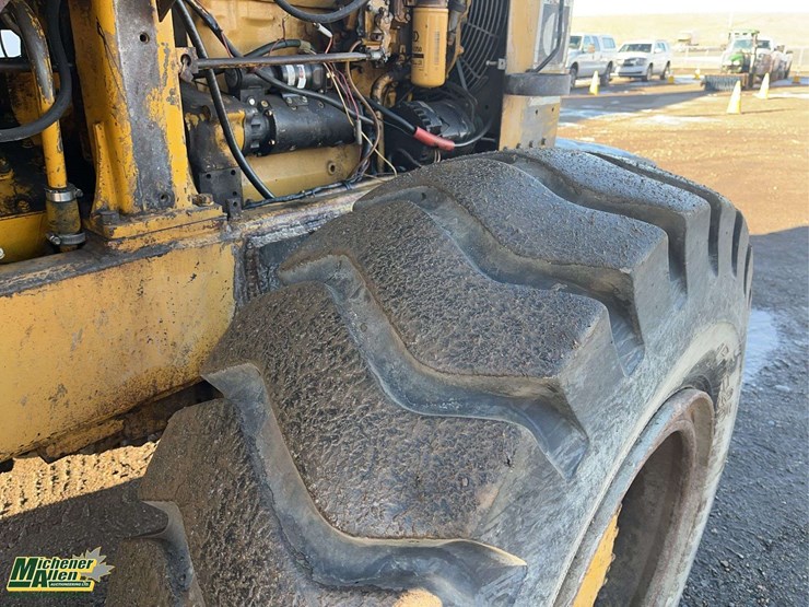 caterpillar-930-image-8