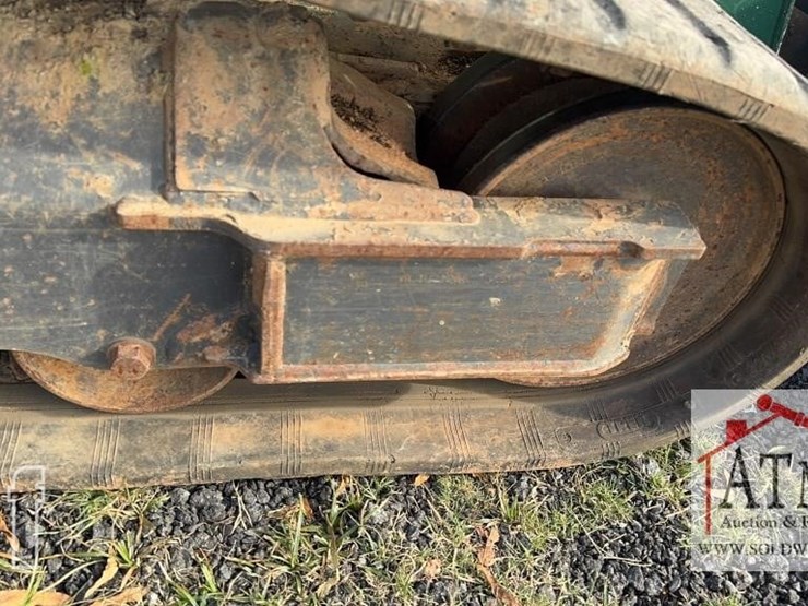 2016-bobcat-t590-image-13