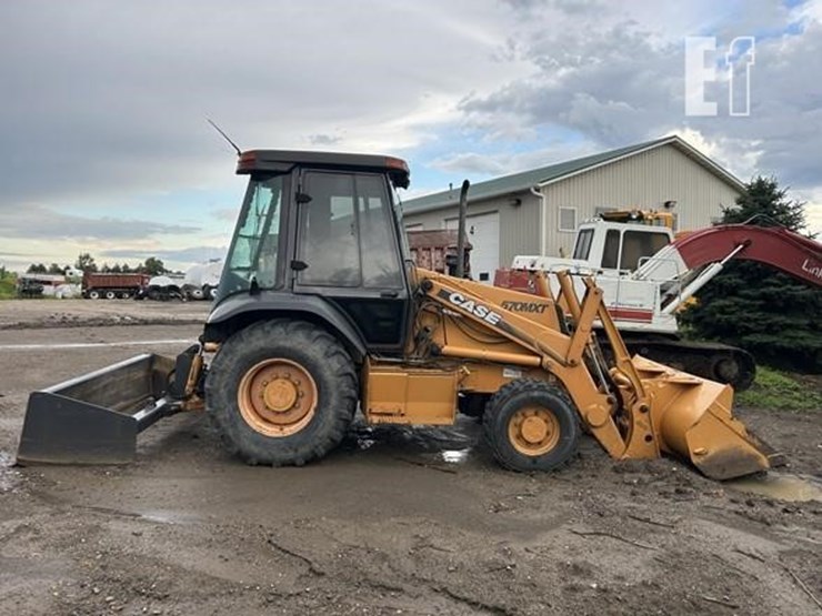 2000-case-570m-xt-image-4