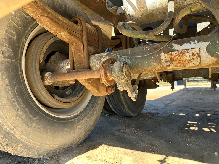 1986-fruehauf-tanker-image-12