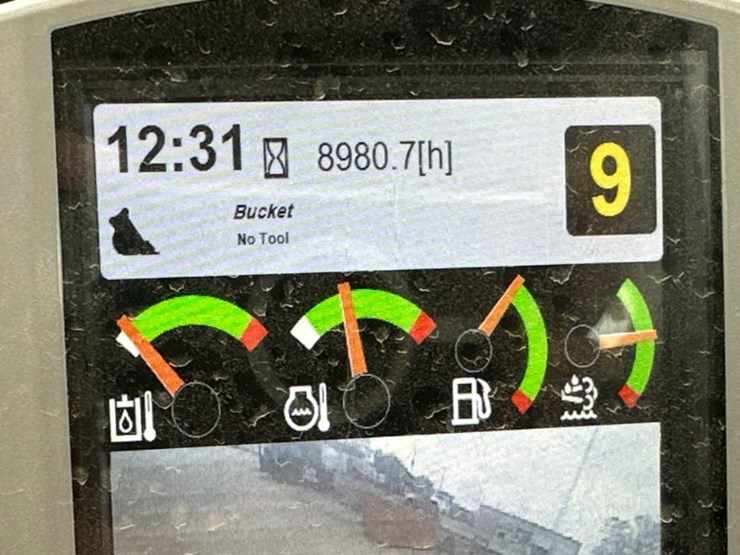 2018-caterpillar-336f-image-3