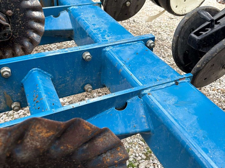 2005-kinze-3500-image-40