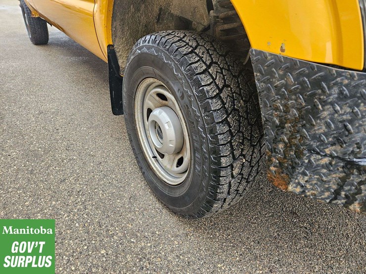 2011-ford-f350-image-14