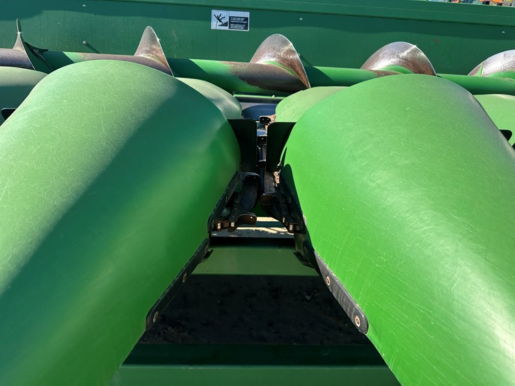 john-deere-616c-image-31