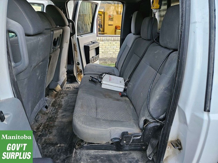 2012-ford-f350-image-26