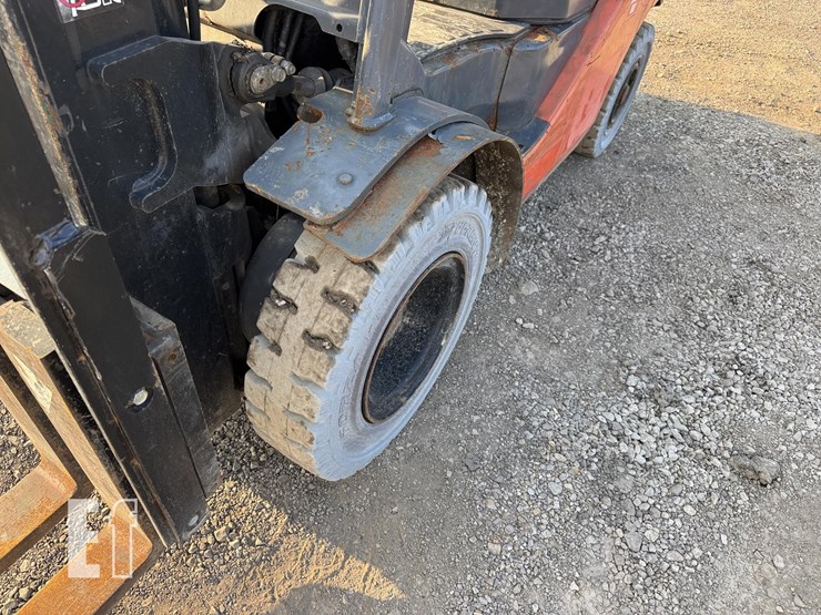 2017-toyota-8fgu25-image-5