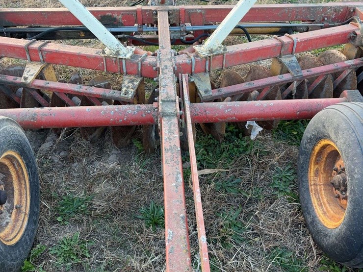 kewanee-21ft-disk,-tandem-axle-on-frame,-7-1/2''-spacing.-image-12