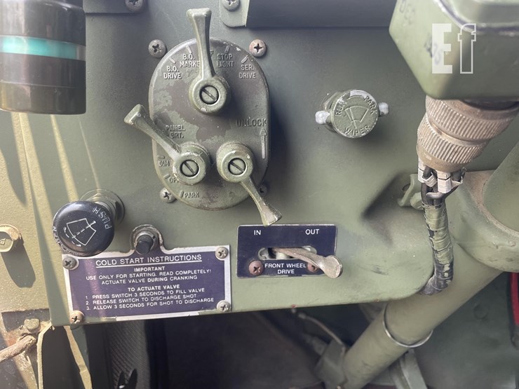 1983-am-general-m923a1-image-26