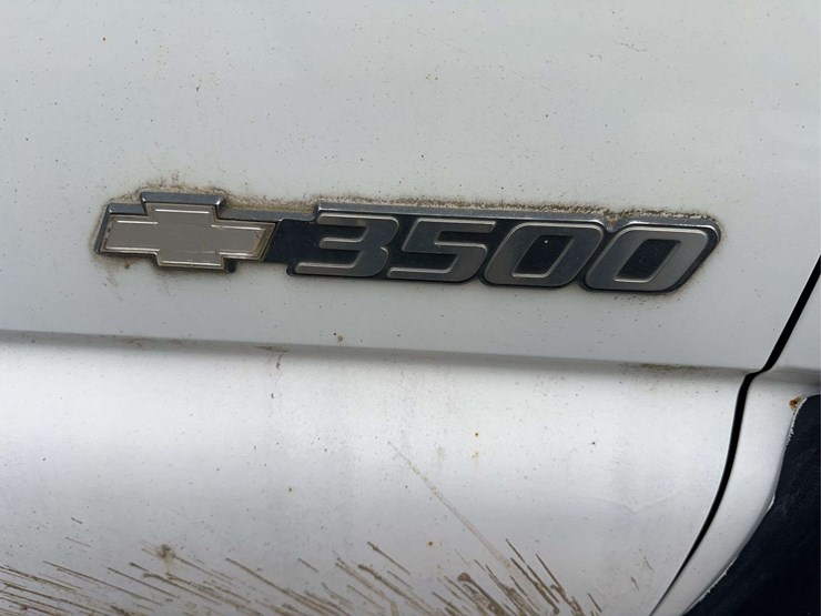 2006-chevrolet-3500-image-18