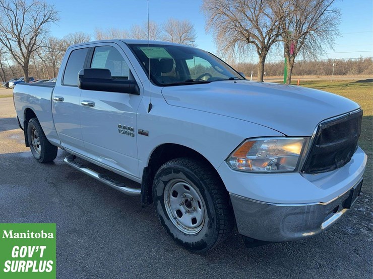 2017-dodge-1500-image-2