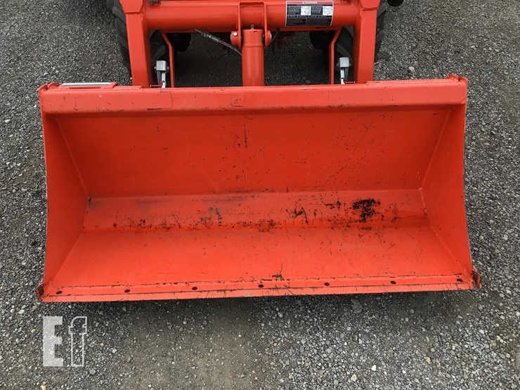 2018-kubota-bx2380-image-10