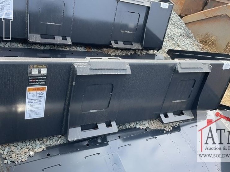 new-wolverine-78"-track-duty-bucket-image-2