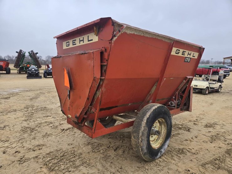 gehl-170-image-5