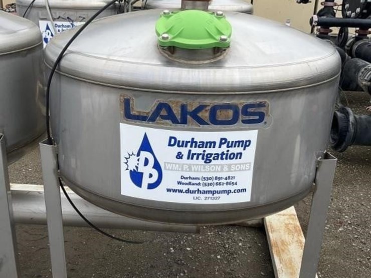 set-of-(2)-lakos-48"-s.s.-media-filter-pots-image-6