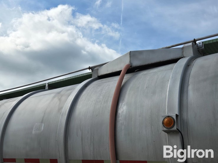 1969-j&l-3500-gal-t/a-ss-tanker-trailer-image-20
