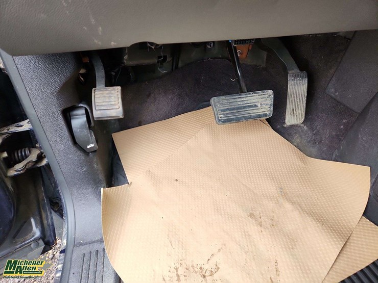 2010-gmc-sierra-1500-image-14