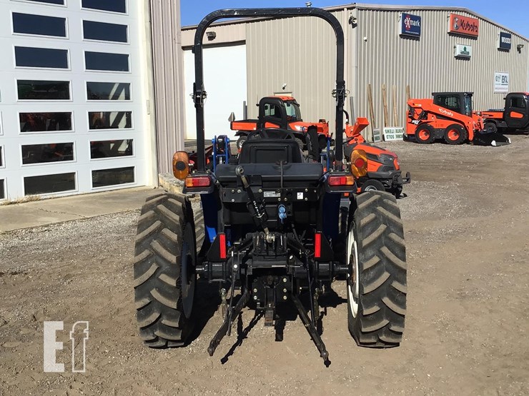 2017-new-holland-workmaster-40-image-7