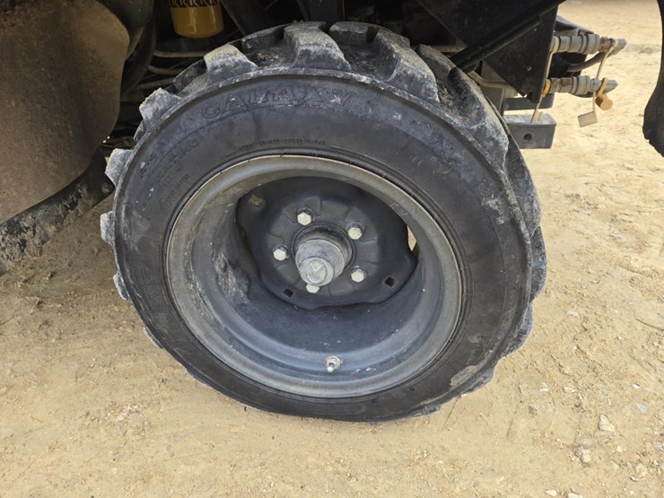 2012-kubota-rtv1100-image-12