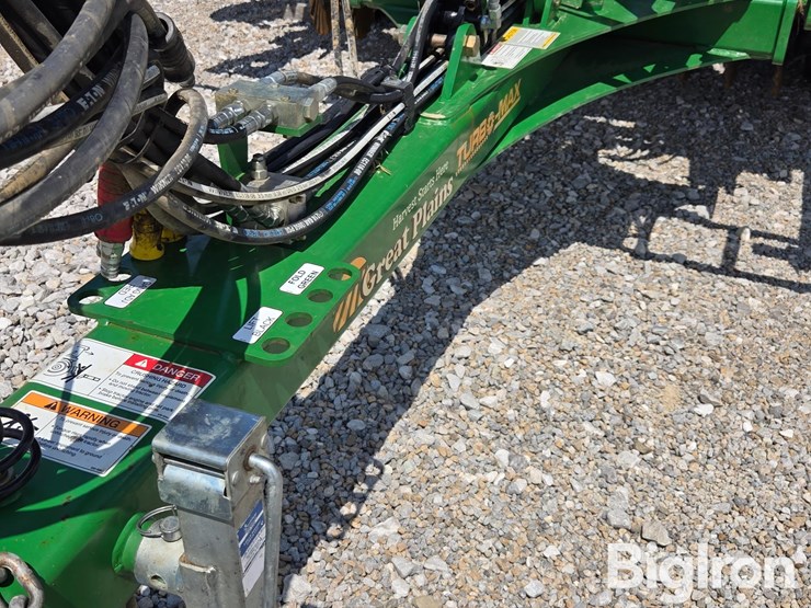 great-plains-3000tm-image-12