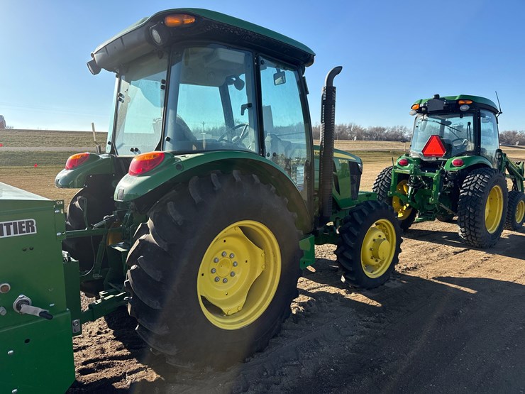 john-deere-5075e-image-42