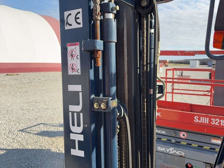 2016-heli-cpyd25ty5gll-4600-pound-3-stage-industrial-forklift-1409.4-hours,-runs-and-works-great,-lp,-side-shift-image-11