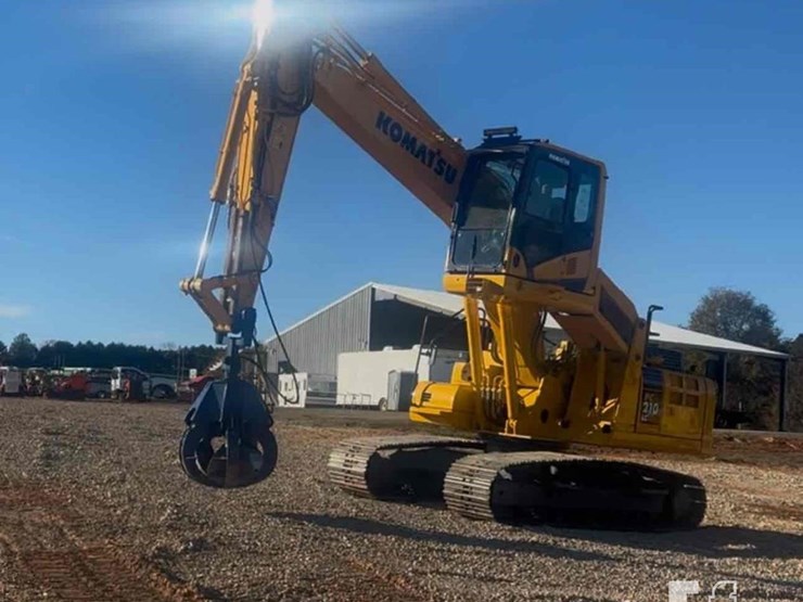 2021-komatsu-pc210-lc-11-image-2