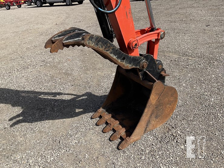 2020-kubota-kx057-4-image-11