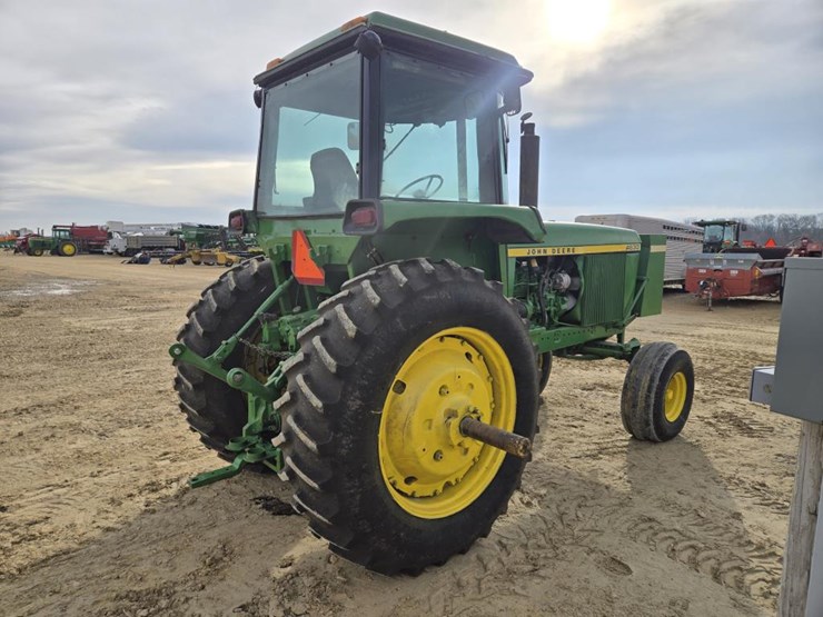 john-deere-4630-image-14