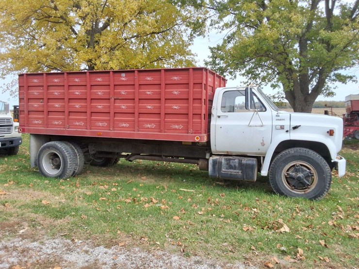 chevrolet-diesel-grain-truck,-5-x-2-speed,-single-axle,-runs,-weak-brakes,-wood-floor,-16ft-bed,-vin--1gbl7dig7bv106791-image-5